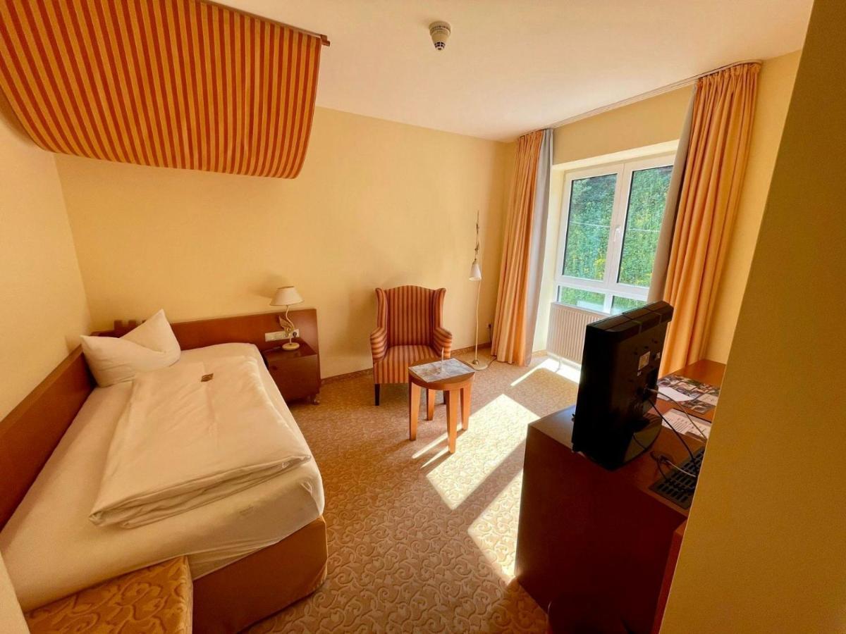 Hotel Burgblick Hochburg-Ach Екстериор снимка