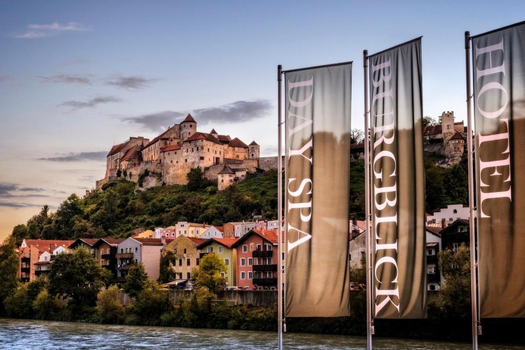 Hotel Burgblick Hochburg-Ach Екстериор снимка