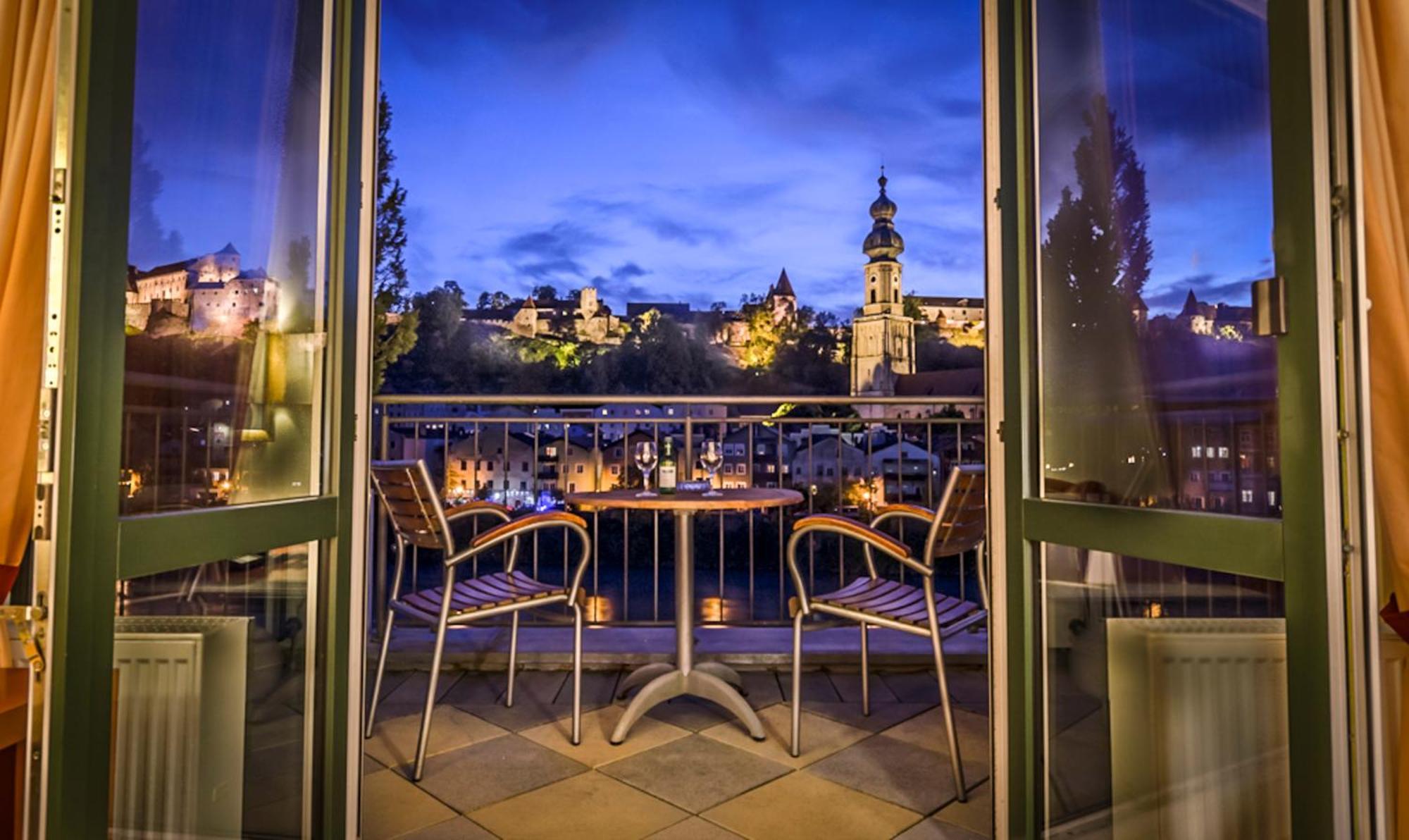 Hotel Burgblick Hochburg-Ach Екстериор снимка