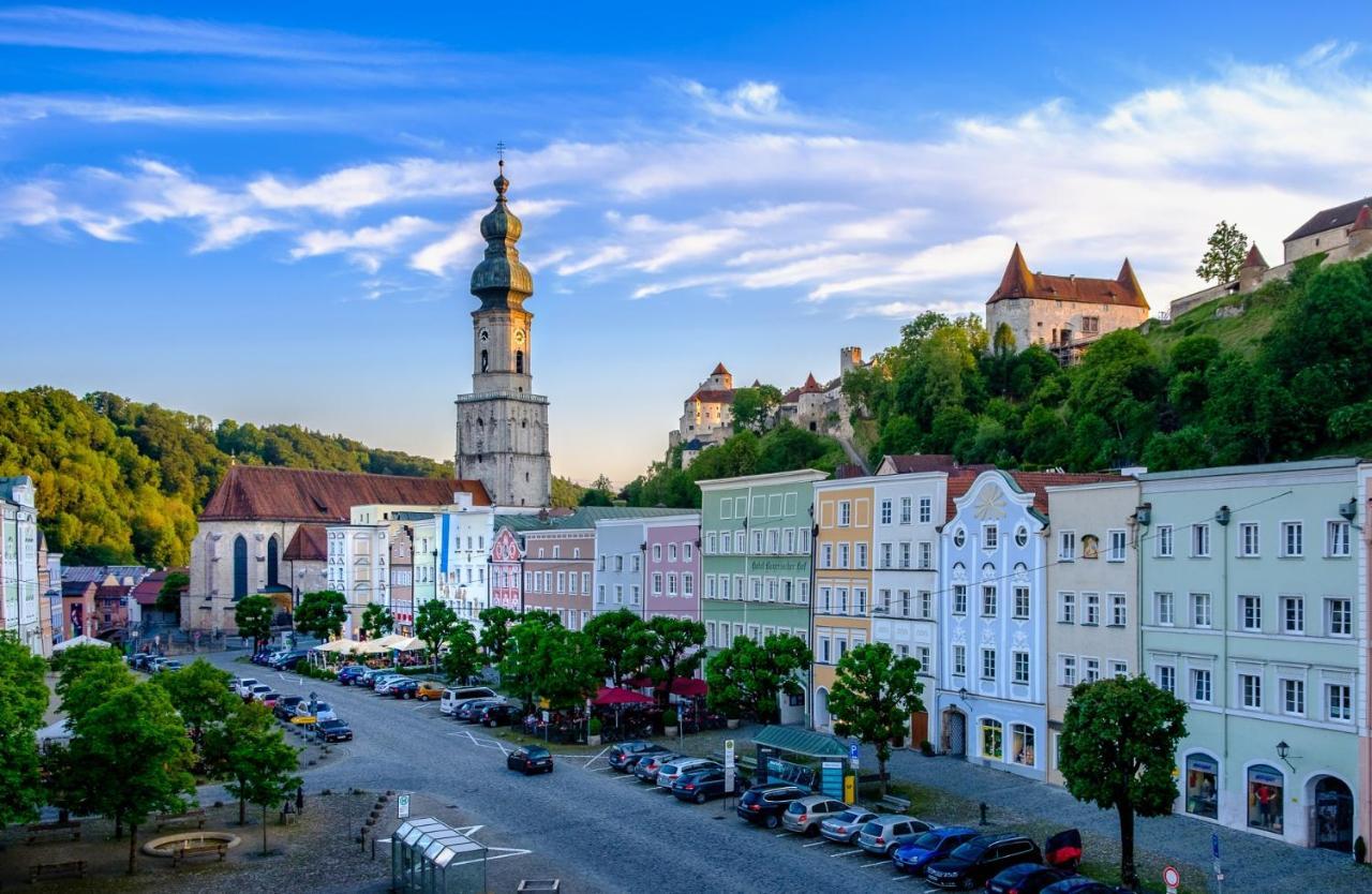 Hotel Burgblick Hochburg-Ach Екстериор снимка