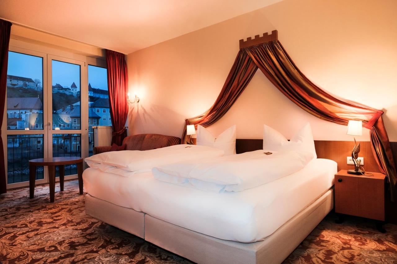 Hotel Burgblick Hochburg-Ach Екстериор снимка
