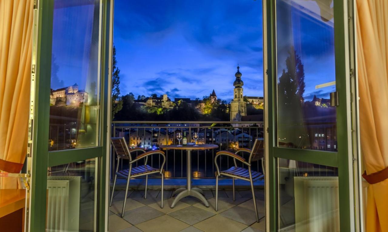 Hotel Burgblick Hochburg-Ach Екстериор снимка